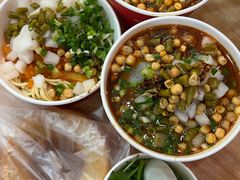 生烫牛肉粉-江三王记牛杂馆(总店)