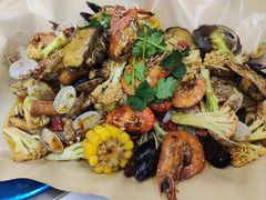 -老东镇啤酒屋海鲜加工·蒸汽海鲜·海鲜烧烤(台东店)