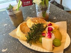 -野草莓自由市场