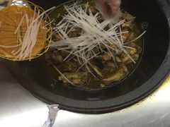 -屯老二农家铁锅炖·行业领军者(梅江店)