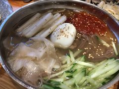 -万兴佳烤肉·长白山老味道(宏泰广场店)