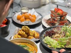 -W COLLECTIVE  DESSERT SHOP