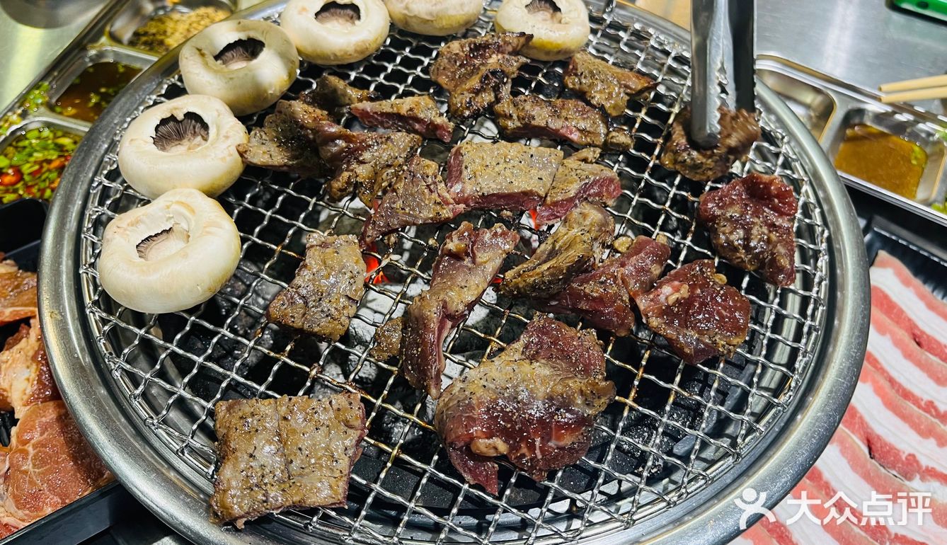 吃烤肉能有多happy❓❗️