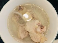 -东椰·海南椰子鸡火锅(朝阳门店)