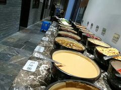 -乡土黄·鲜牛肉火锅·小龙虾(兴业街店)