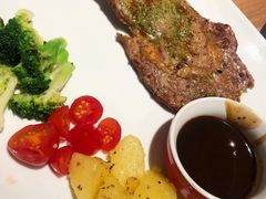 -必胜客(中大银泰店)