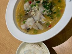 -大食代美食广场(上海中心店)