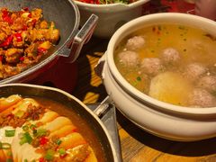 -爱碗亭·鲜炒湖南菜(壹城中心店)