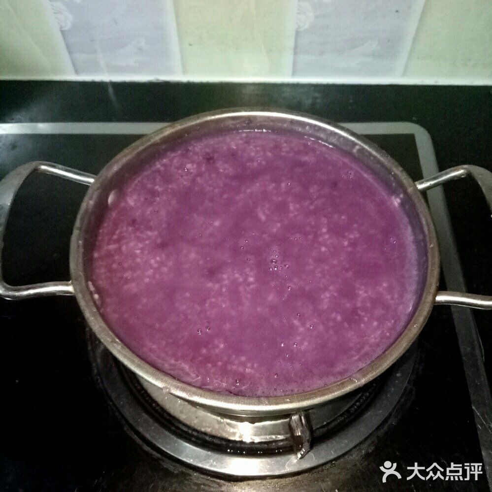秋日暖胃养生系列之紫薯小米粥[爱心]