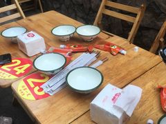 -拈签一笑黄牛肉辣卤串串