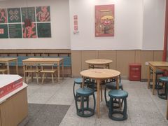 -塔斯汀中国汉堡(解放路步行街店)