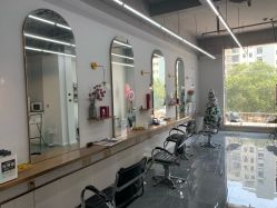 -茶发Salon·烫发染发理发