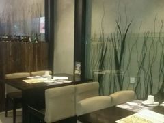 -HIHE Bistro·Oyster Bar(华熙live店)