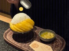 -三出山火锅(南京万象天地店)