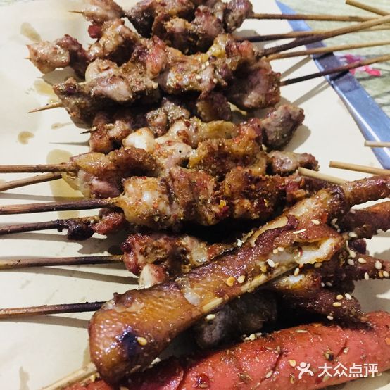 天山烧烤(林家滩商业街店)