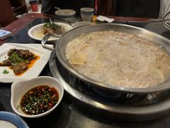 -老来福·非遗酸汤兔(凯旋路店)