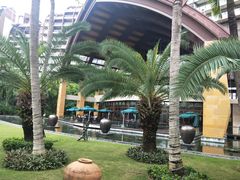 -三亚湾海居铂尔曼度假酒店