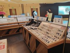 -LOHO眼镜(世纪汇广场店)