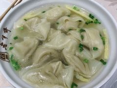 刀鱼馄饨-老半斋(福州路店)