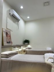 点击看大图 -苗方清颜专业祛痘·皮肤管理