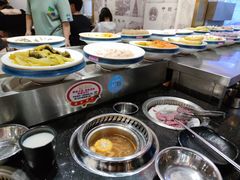 -钱小主·自助回旋烤肉火锅餐厅(东方新天地店)