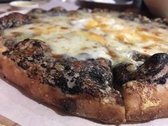 松露披萨-Mercato莫卡多露台餐厅与酒吧(K11店)