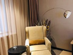 -麗枫酒店(重庆解放碑中心店)