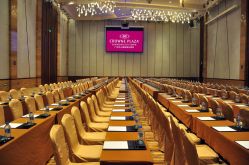-广州中心皇冠假日酒店·宴会厅
