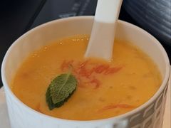 -鲜入唯煮·港式海鲜牛肉火锅(金宝街店)