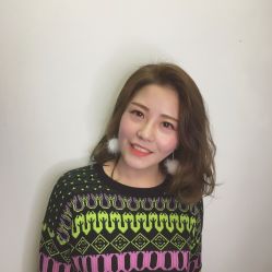 -Miracle集简美发沙龙