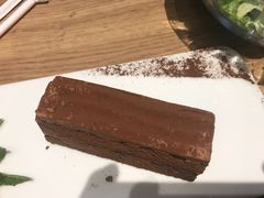 -必胜客(新中纬店)