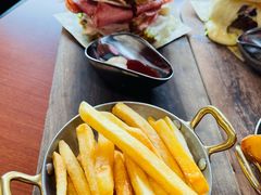 薯条-魏斯理汉堡(西安沣东吾悦店)