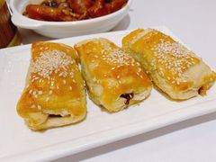 碳烧蜜汁叉烧酥-广州酒家(文昌总店)