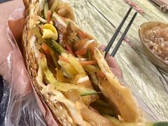夹张飞牛肉-小陈方酥锅盔(古城总店)