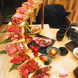 阶梯肉里有一个生拌牛肉 早知道就不单点两份 味道一般