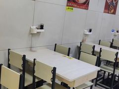 -何煲强·煲仔饭·啫啫煲顺德老字号(上下九店)
