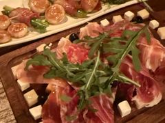 -SISTERS BAR RESTAURANT川意酒馆(嘉善老市H楼店)