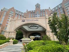 -天津京基皇冠假日酒店