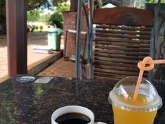 -侯臣咖啡文化村