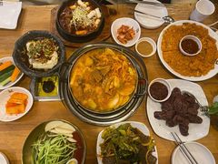 -喇喇排骨火锅·传统韩式脊骨汤(望京西园总店)