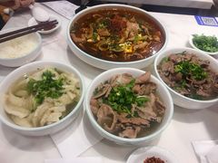 -犇逸·乐山跷脚牛肉·四川现炒(览海店)
