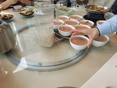 -莲餐厅·湖北菜·潜江小龙虾店(愚园路店)