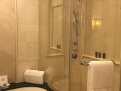 -广州富力丽思卡尔顿酒店