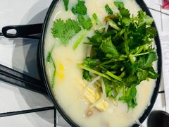 -肥汁米蘭香港米线(长宁来福士店)