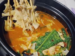 东北泥锅涮毛肚-黄牌鸡西刀削面·东北菜馆(深圳总店)