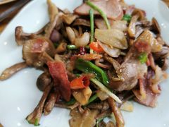 鹿茸菌炒腊肉-妈妈的味道(和顺古镇店)