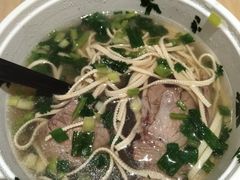 牛肉汤-子曰倒贴烧饼(松龄路店)