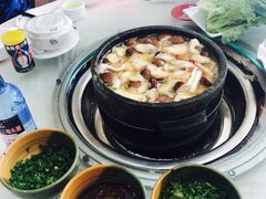-南渝食府.墨脱石锅松茸鸡