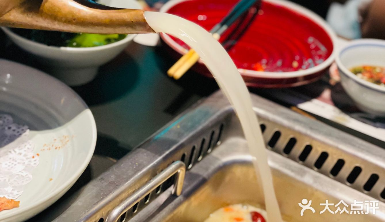 怎么知道我都爱！终于等到猪肚鸡和成都火锅拼锅咯