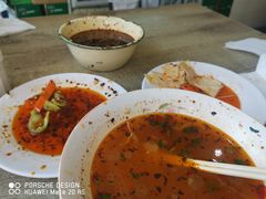 -正宗胖子抻面馆(岭东路店)
